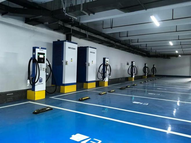 智能改造煥新顏 e泊停車(chē)助力成都匯都商貿(mào)城停車(chē)場(chǎng)管理升級(jí)